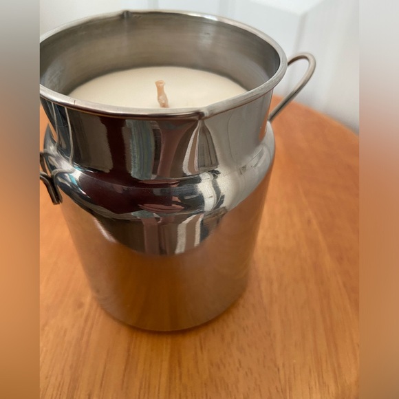 soy candle small batch milk reclamation barn the hearth milk churn - Picture 12 of 13